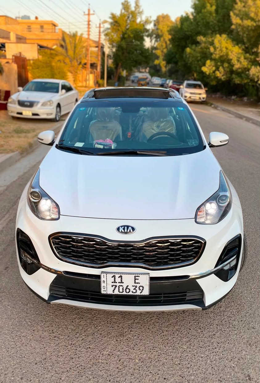 السلام عليكم سبورتج ٢٠٢١ GT LINE كفاله عامه من بارد وصبغ وتبديل والضربه ماشيه ٣٧ الف فقط السياره احلى من الصور مواصفات الـ GT LINE معروفه مكان بغداد الشعب السعر ٢٢٠
***********
