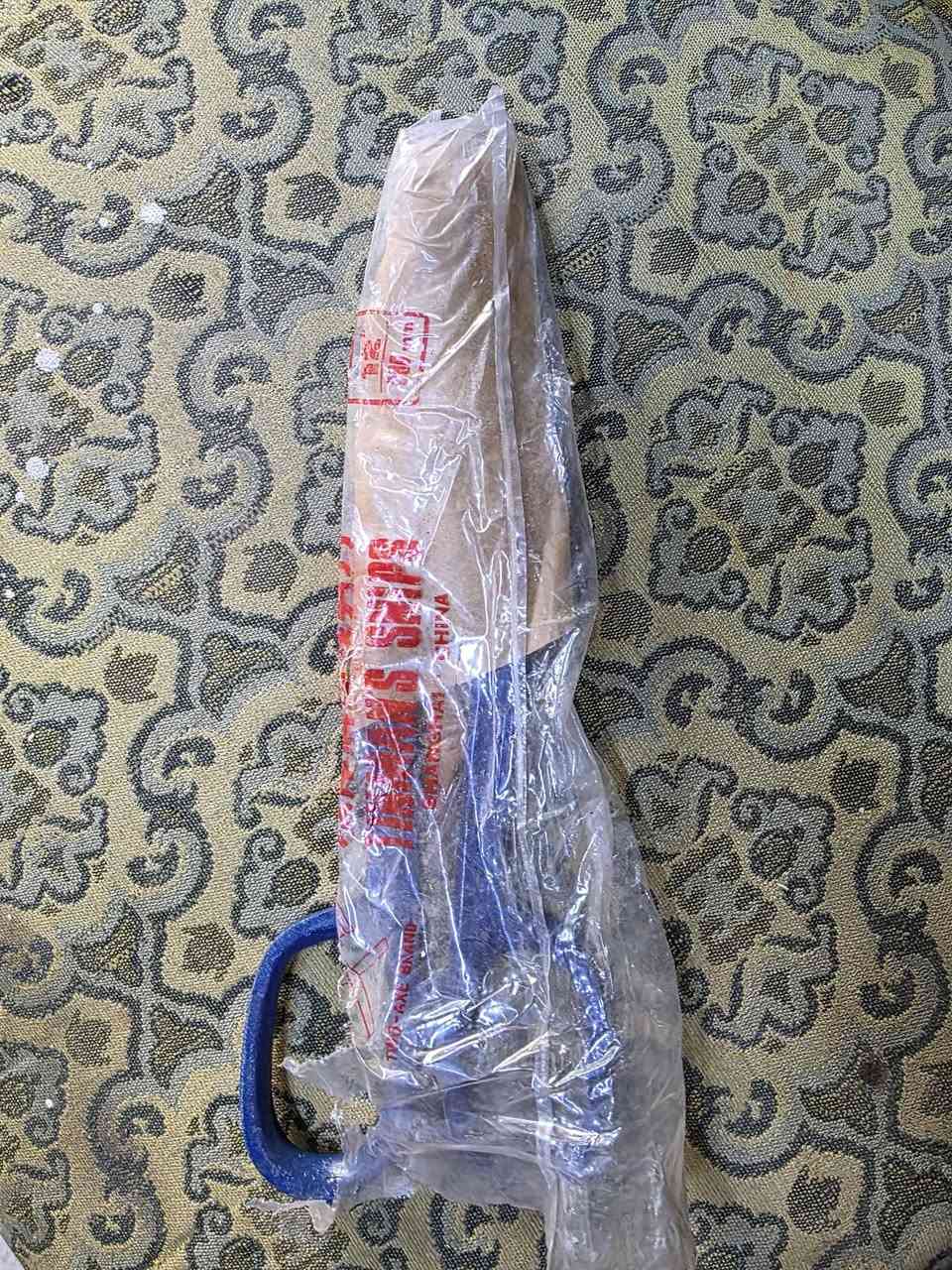 مكص حديد اصلي مؤسس السعر ١٠ تالاف
تـ***********
