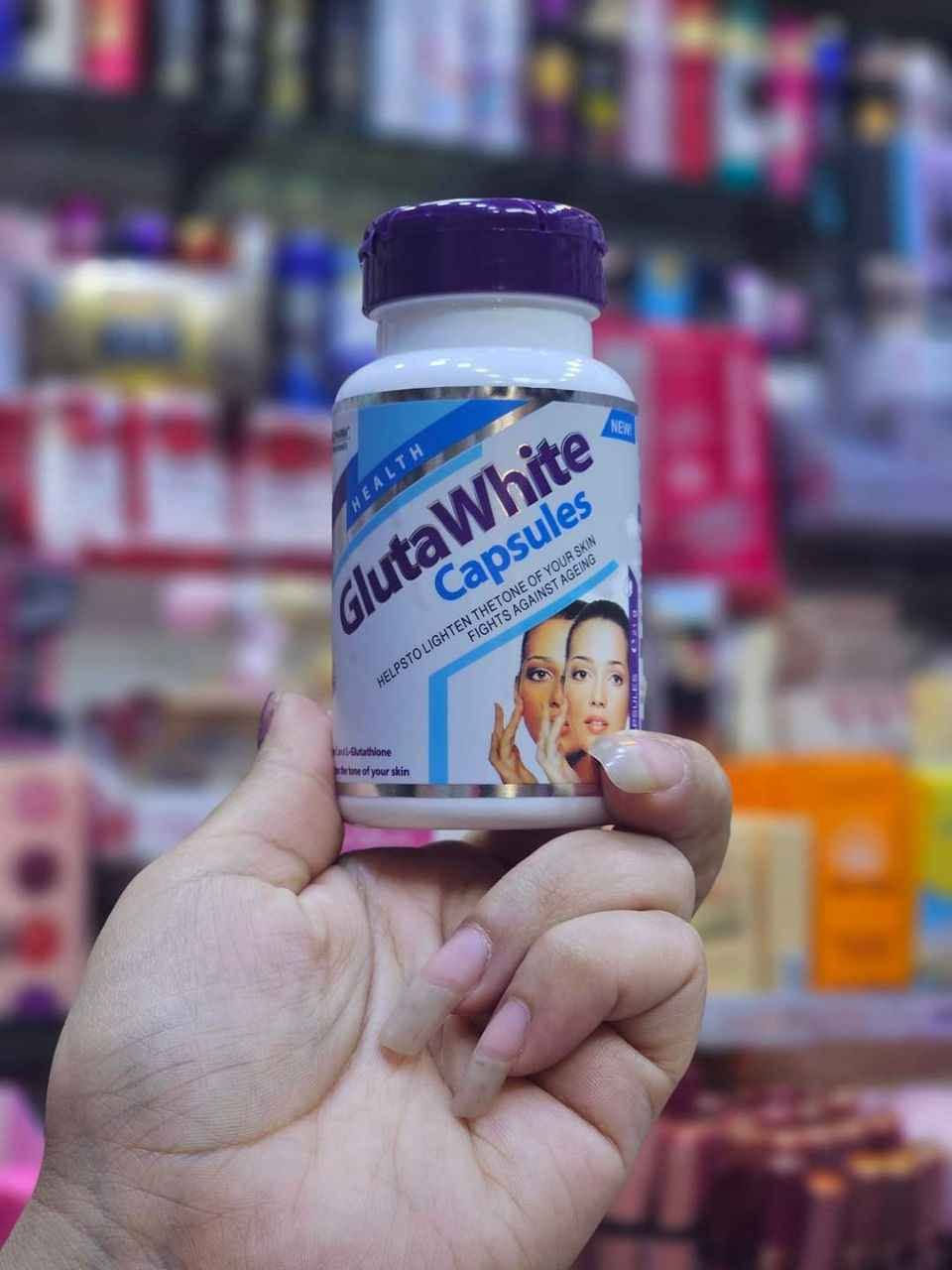 Gluta white 
💕كبسول كلوتا وايت الهولندي الاصلي💕
♥️♥️لتفتيح الجسم والبشره للرجال والنساء ♥️♥️

💊فوائد الكبسول💊
⚪️ توحيد لون الجسم والبشره
⚪️ تبيض البشره
⚪️ ازالة الكلف والنمش والخطوط الرفيعه تحت العين ،
⚪️ تنعيم البشره ،
تقوية البشرة و الشعر و الاظافر
⚪️ يقوي مناعة الجسم بصورة ممتازة
⚪️ الكلوتاثيون ماده ممتازه جدا للتبييض
⚪️ تحتوي على  فيتامين سي

الباكيت يحتوي على 30 كبسوله
كبسول مبيض البشره والجسم بلكامل بشكل دائمي 
يستخدم للرجال والنساء 
العلبه تتكون من شريطين كل شريط 15 كبسوله اي كورس لمدة شهر تحوي الكلوتاثيوم والسيستين الذي يقوم بتحفيز الخلايا على انتاج الكلوتاثيوم وتجديد خلايا البشره واعطاء نضاره واشراق للبشره بصوره دائميه
لاياخذ من قبل المرضع والحامل
لا ياخذ اقل من سن ال١٨ والى ٥٥
الاستعمال
كبسوله واحده فقط قبل النوم استعمال يومي
المنشأ هولندي🇱🇺🇱🇺💯 
 
🚘يوجد خدمة توصيل لجميع محافظات العراق Colombo, Sri Lanka


**إذا كنت صاحب هذا الإعلان وتريد حذفه لأي سبب، رجاءا أرسل رسالة إلى الدعم الفني**