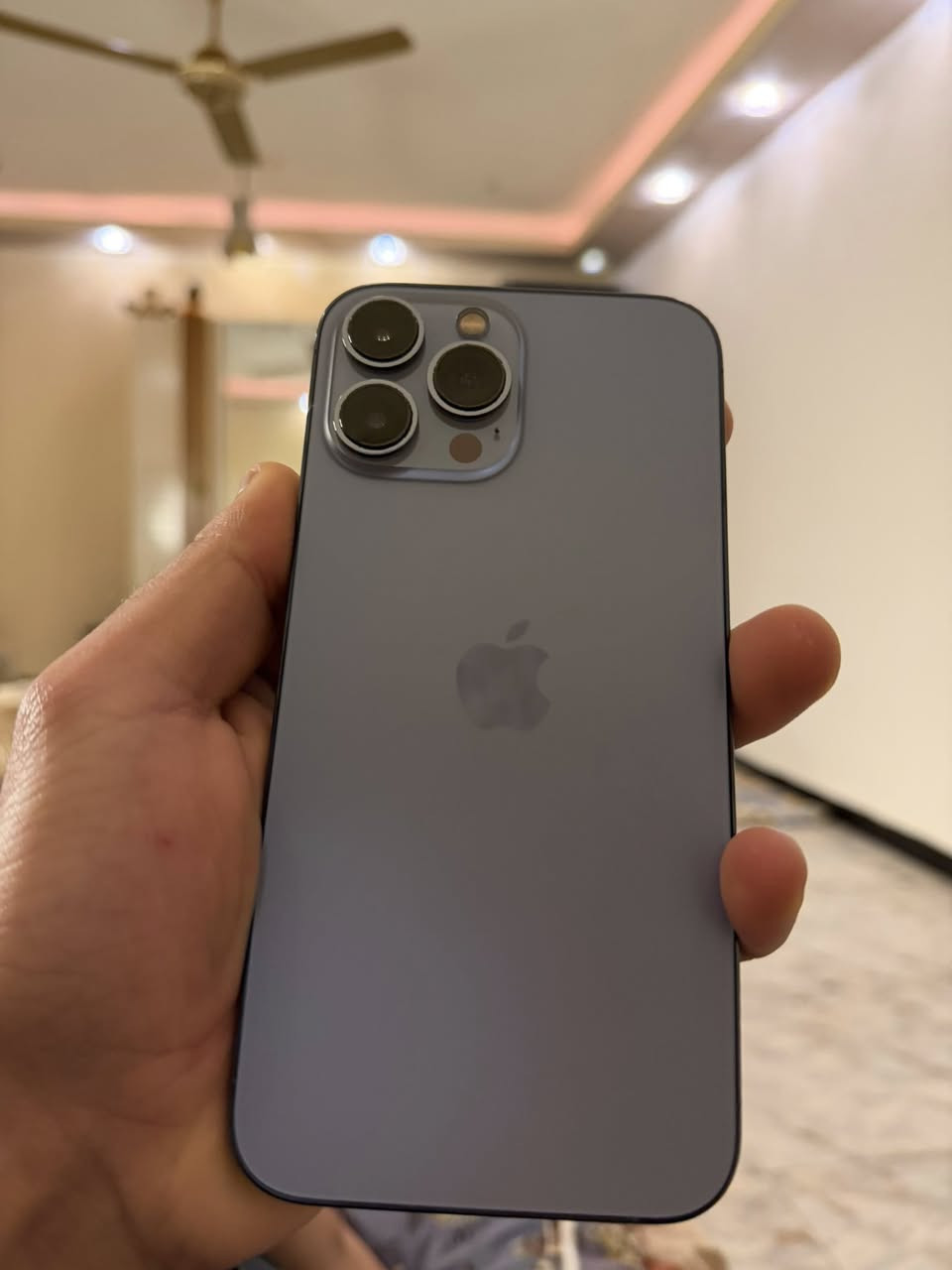 ايفون 13برو ماكس ذاكره 256 بطاريه 75 الجاهز شخط مابي شرط اكفللكيا نضيف محافظ عليه بس بالنسبه للبطاريه طبيعي تنزل لان صار اربع اصدارت ورا ف اليحب يتوصل وياي خاص رقمي *********** تفاصيل اكثر
