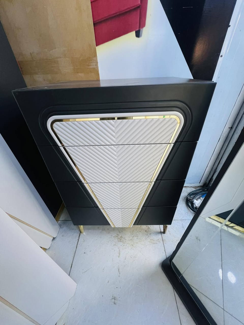 غرفة. تركي. مودرن ثقيل. نضام ابواب. كوالتي. عالي. لون مميز ٩قطع مليون او ١٠٠. واصل. كول. مناطق بغداد


**إذا كنت صاحب هذا الإعلان وتريد حذفه لأي سبب، رجاءا أرسل رسالة إلى الدعم الفني**