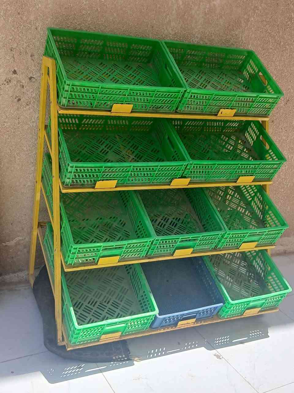 مكينة راشي للبيع اخذتها ب400من الشركه مستعملة مرة واحدة تجربة فقط  مستعجل على بيعها. ابيعها جوة سعرها بمبلغ بسيط مجمدة للبيع 120.عارضه مخضر 250.رفوف المتر 30


**إذا كنت صاحب هذا الإعلان وتريد حذفه لأي سبب، رجاءا أرسل رسالة إلى الدعم الفني**