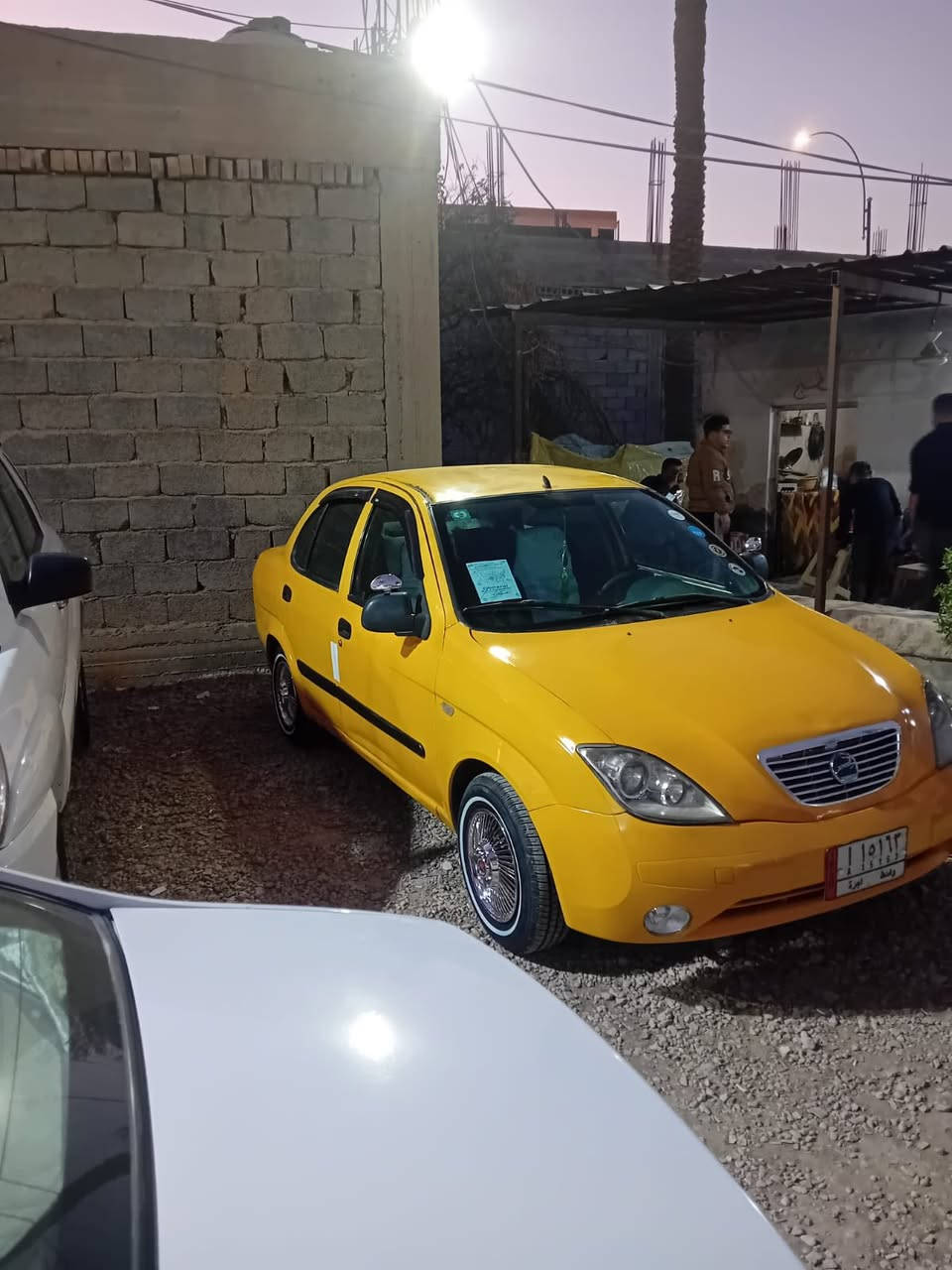 طيبه مديل 15مصفره هيه وغرمات سياره جديده بيه جاملغين أمامي وخلفي حداديه وشواصي جدد تخم تاير سنويه جديده ما منتهيه تحويل صافي رقم واصط وتحويل بكربلاء كير ومكينه مكفولات عنوان كربلاء الحسينه العطيشي ***********سعر 32وبيه مجال
