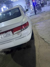 سياره ازيره 2009 خليجي بيها قطعتين صبغ  فول موصفات شركه الكاصد رقم بغد...