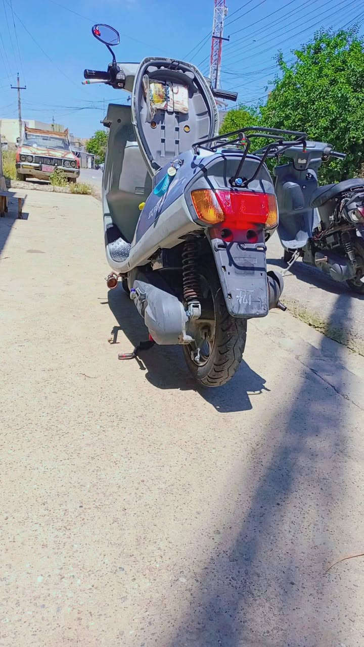 سلام عليكم
ماطور بزون للبيع كلو شرط
مال حاويه السعر 850 
الاتصال على رقم ***********
*********** عنوان موصل حي سومر
