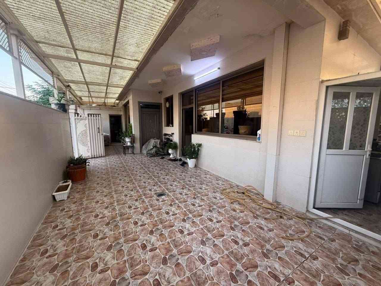 #عقارات_حبيب_علي  
🔸سند طابو يتسجل بإسم اي عراقي
📍أربيل-بيت للبيع 5حساروك قرب شارع كورنيش

➖مساحة 170M طابقين ركن
يتكون⤵️
➖4غرف نوم 
➖استقبال-صاله-مطبخ-مجموعه صحيات-كراج
***********
***********
لمشاهدة الفيديو والسعر والباقي من العروضات ادخل للقناة رابط القناة👇
https://t.me/habeb2ali

#عقارات_اربيل #شقق_للبيع_اربيل #بيو_لبيع_اربيل  #فلل_للبيع_اربيل #مجمعات_سكنية_اربيل
 #عقارات_كردستان  
#استثمار_عقاري_اربيل #عقارات_بغداد_سليمانية_اربيل  #عقارات_شمال_العراق  

12 دفتر
