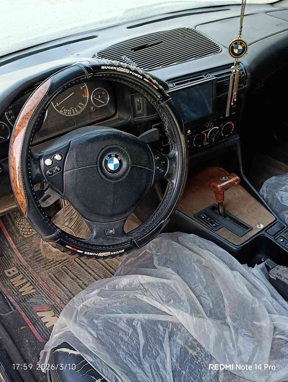 للبيع
٥٢٥ بيه ضربه بجاملغ مصلحه كامله بيه نواقص 
اتصل او تعرف التفاصيل 
***********
