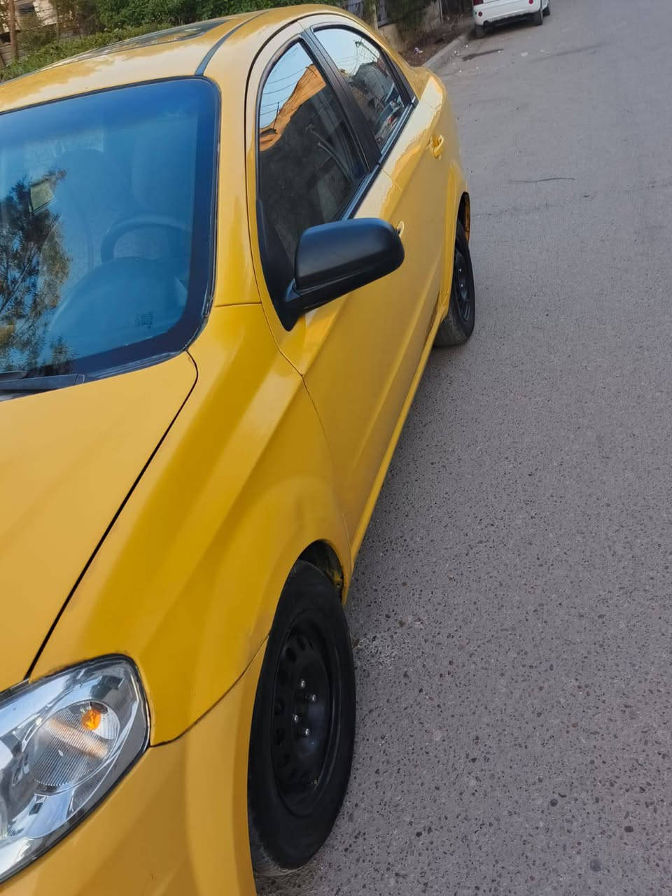 افيو موديل 8 سياره جاهزه من كلشي السعر 50 وبيه مجال رقم *********** المكان الشعب
