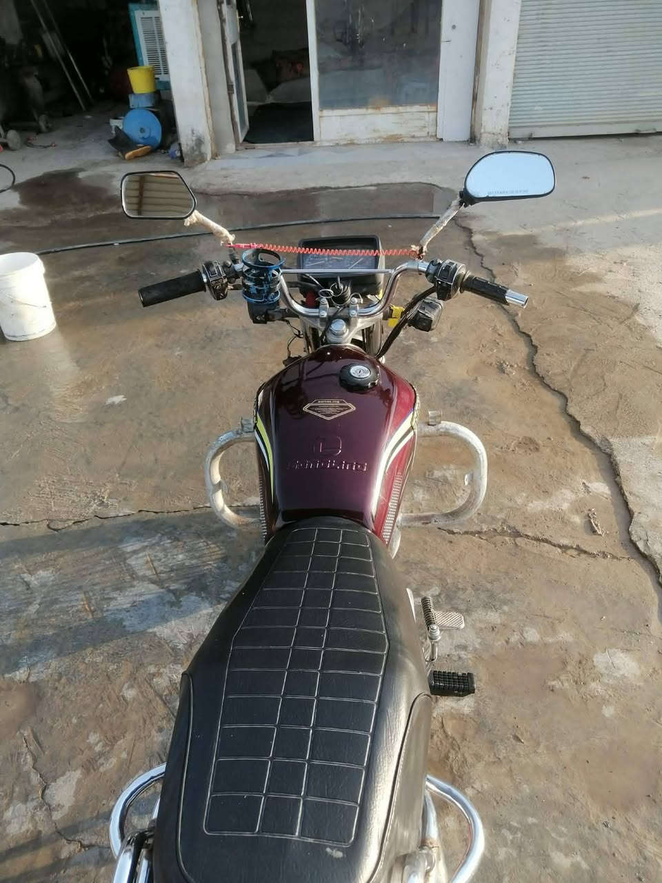 سلام عليكم دراجه سيفان موديل19  اورق كماله لا متوجده فيس لستفسره هاذ رقم ***********
