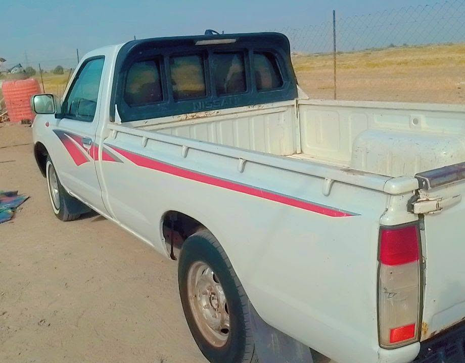 سلام عليكم بيكم البيع نيسان موديل الفين و ثلطعش سياره مكفوله سنويه اله ثمانيه و عشرين و تحويل مباشر نتصل ***********
