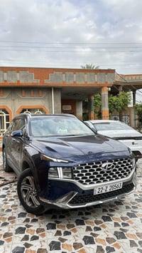 للبيع سنتافيا 2023 وارد امريكي حادثها بنيد …..ماشية 12الف فول مواصفات ...