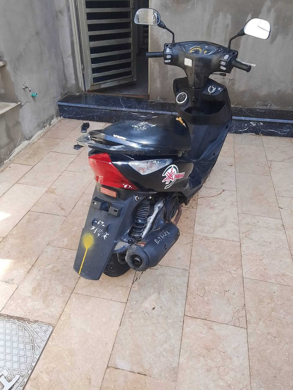 سلام عليكم دراجه ثعلاب نضيفه مامفتوحه ابلاديه نوزل كهربايت شغاله كلهن دراجه مرتبه وحلوه للبيع 600وبيها مجال مكاني بغداد الشعله ‏‪0770 510 1907‬‏بي وتساب
