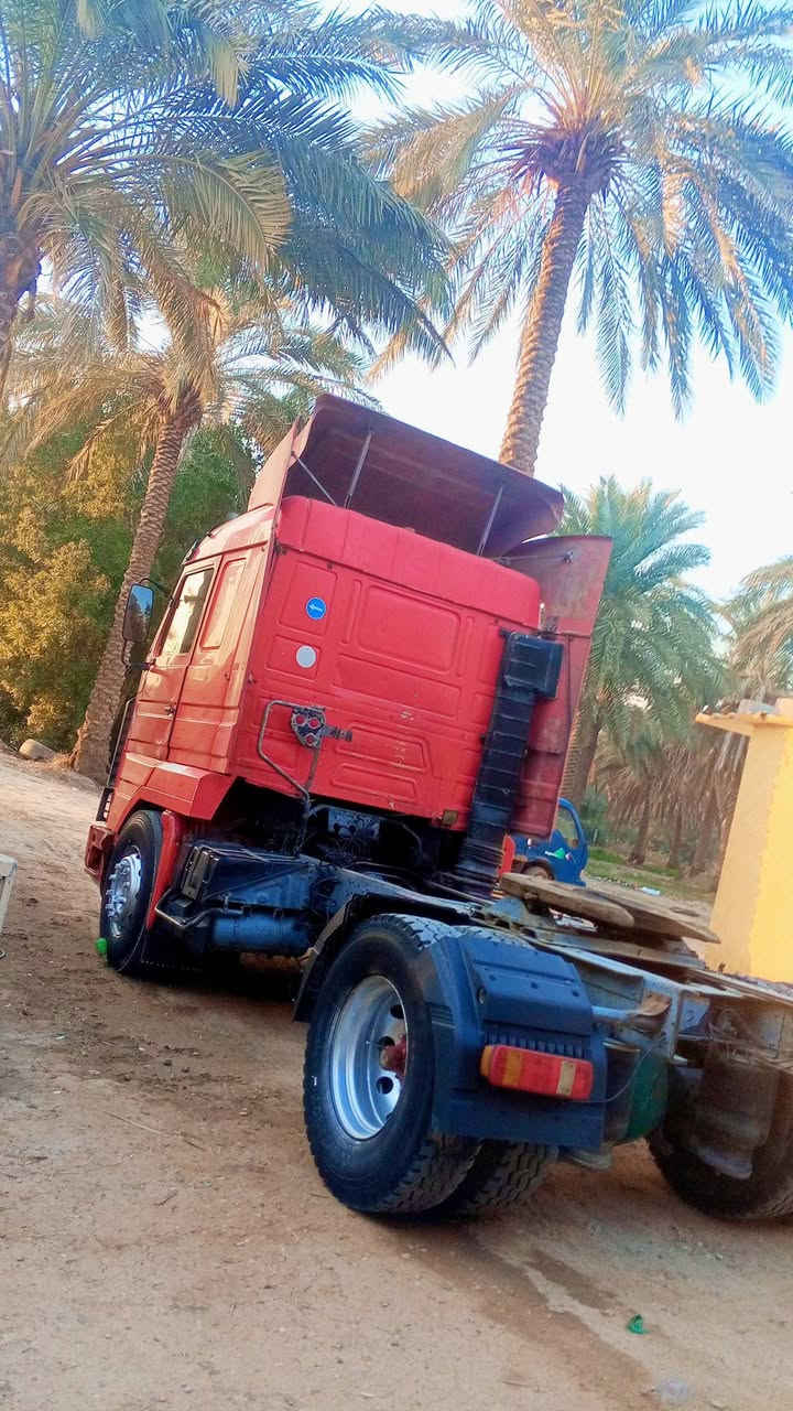 سلام عليكم سكانيه بطه لبيع 113 حجم 400 محرك لا بخار ولا تنقيص كير 3*3 رقم بغداد بسمي تحول ثانيوم  تخم تأير  رقم تلفوني *********** سعر 140بيه مجال قليل
