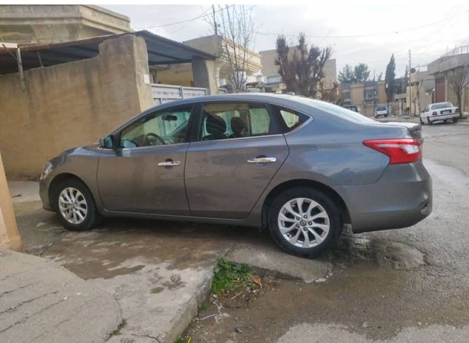 نیسان سینترا2019  SV
سەیارەکە بئ بۆیاخە  بئ ئیربگ بئ ئەوەی یەک گلۆپ پئ بیت لەناو داشبوول رەقەم شانسیم داناوە
گێڕ و مەکینە بەشەرت نەکراوەتەوە لۆک
ڕەقەم و سەنەوی نوویە بەناوی خۆمە تا٢٠٣٠
50 mill ڕۆیشتوە 
مواسەفات (سپۆڕت -ئیکۆ-سوکان فۆلیۆم-شاشە گەورە -کامیرا -بەسمە)
 شوین:سەنگەسەر
ژ.م [*********** رانية, السليمانية
