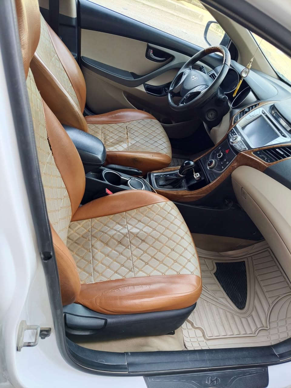 السلام عليكم النتره موديل 2015فول موصفات تفاصيل تصال رقم *********** عنوان بابل مركز المدينه 

السعر 120وبيه مجال الطيبين
