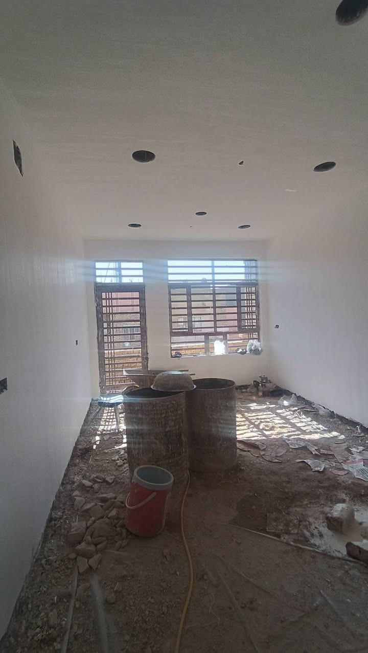 سلام عليكم خلفه جص وبورك شغل درجه اولى مساطر عداله لتزام داخل بغداد مدينه الصدر عله  المتر وقطعي ***********
