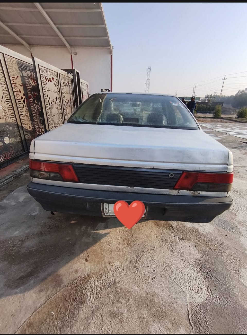 سلام عليكم بيجو روى موديل 2009 سياره كامله مكمله مابيه نقص مكينه و كير خير من الله تبريد تدفئه كله شغال بيه اخياسات بصيطه البنيد ولقماره ول جنطه راشهن بس اساس سنويه نافذه من2019  رقم بابل مصفره ما عليه ولا غرامه تحويل ثاني يوم السعر23بيه مجال بصيط *********** متواجد واتساب
