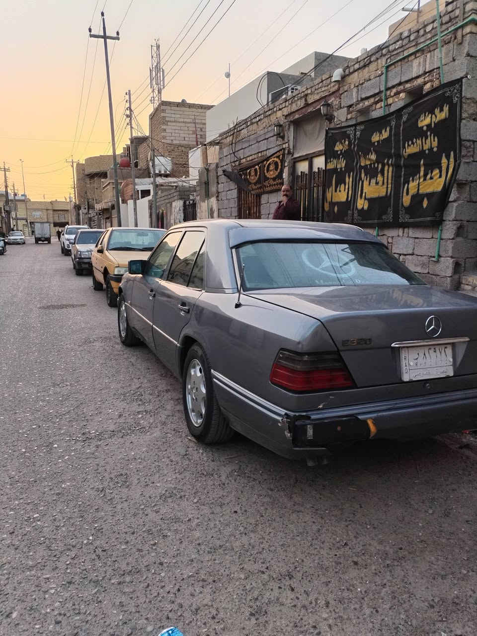 السلام عليكم
سيارة مارسيدس 320 اصل بيبي شبح محوره مكينه ثنين ونص 
موصفاتها: 
تبريد شغال 
سيارة جاهزه 
كهربايات جاهزه 
رقمها بصرة 
راعيها بالناصرية 

للأستفسار عبر رقم الهاتف 
*********** مابي واتساب
