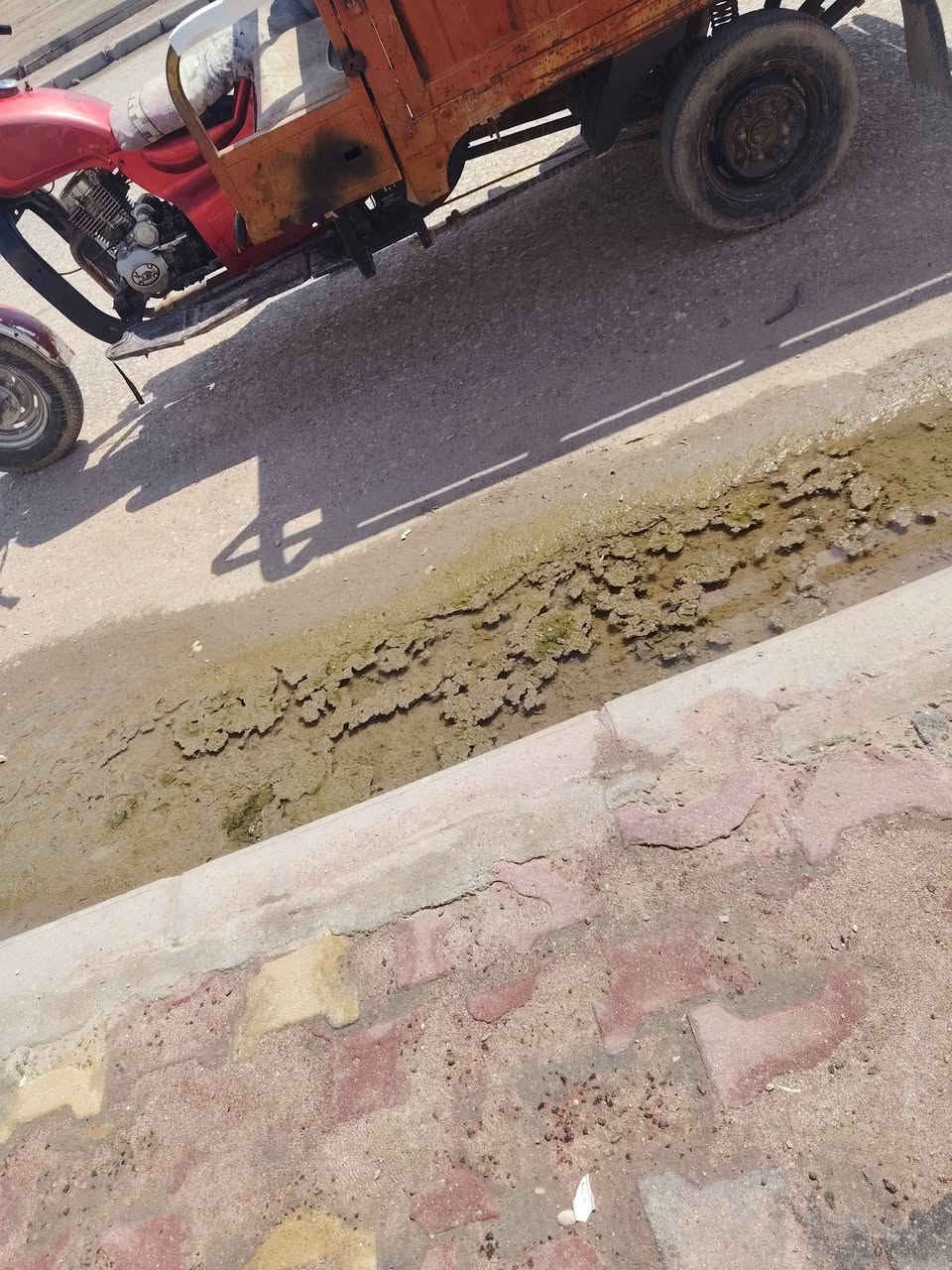 ستوته لبيع موديل 13وراق كامله سعر مليون وربع وبخدمت لشراي يتصل ويدلل ***********
