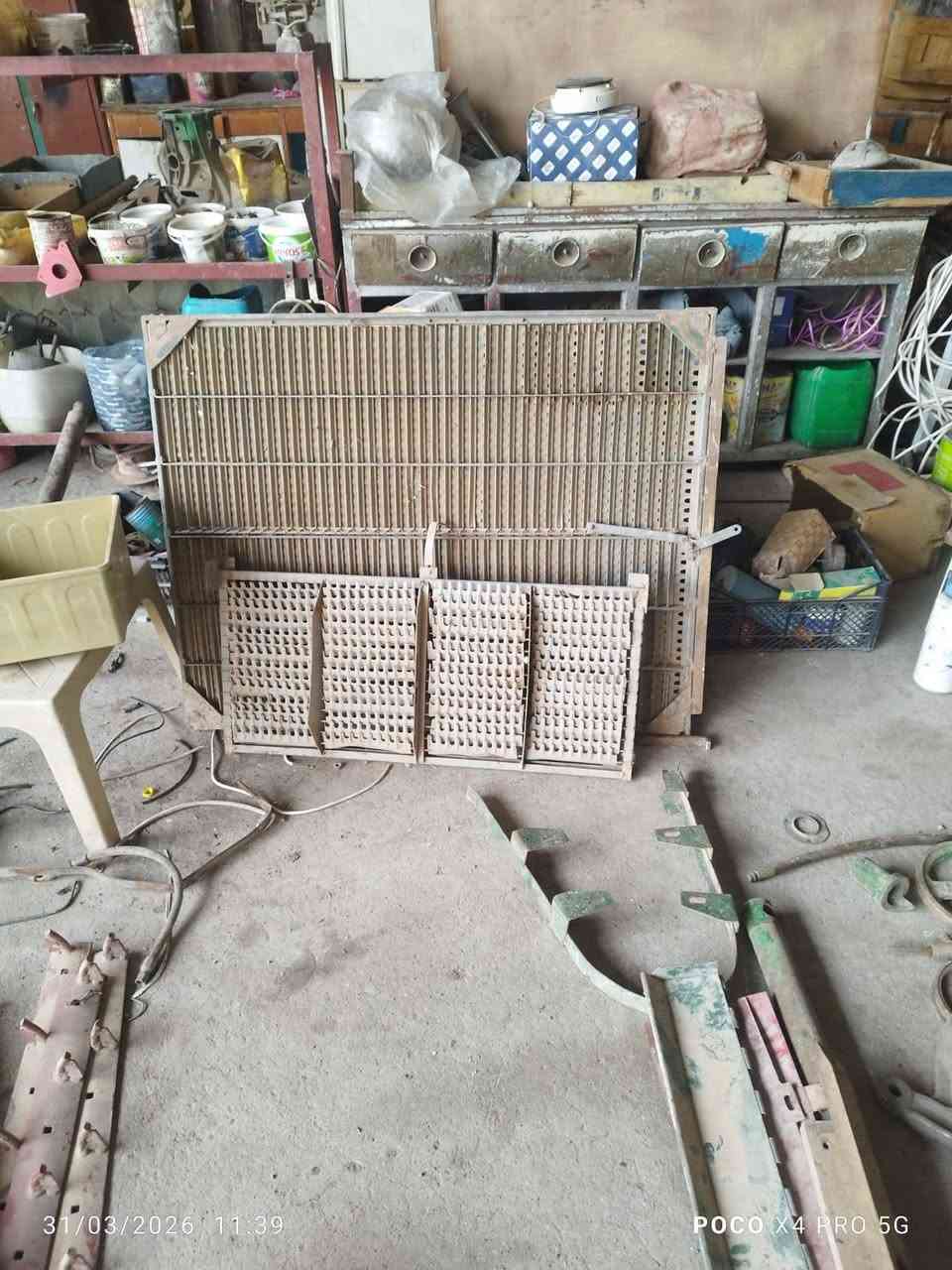 غراض جندير للبيع    ***********
