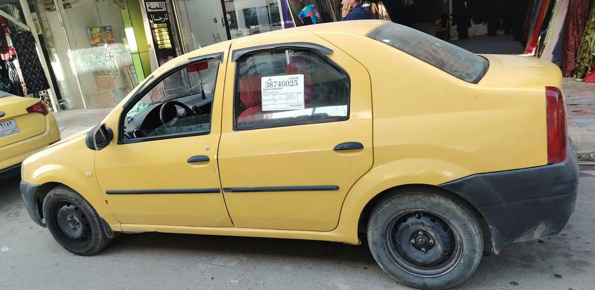 السلام عليكم سياره رينو للبيع موديل 2010 رقم انكليزي سنويه 2030 بسمي مصفره هيه وغرامات محرك وكير شرط تخم تواير كهربايات ابلادي شاشه غرفه نظيفه سياره كبل للشارع ماعايزه شي  مكان السماوه
سعر 35$ وبيه مجال قليل للشراي الاتصال علئ رقم ***********
