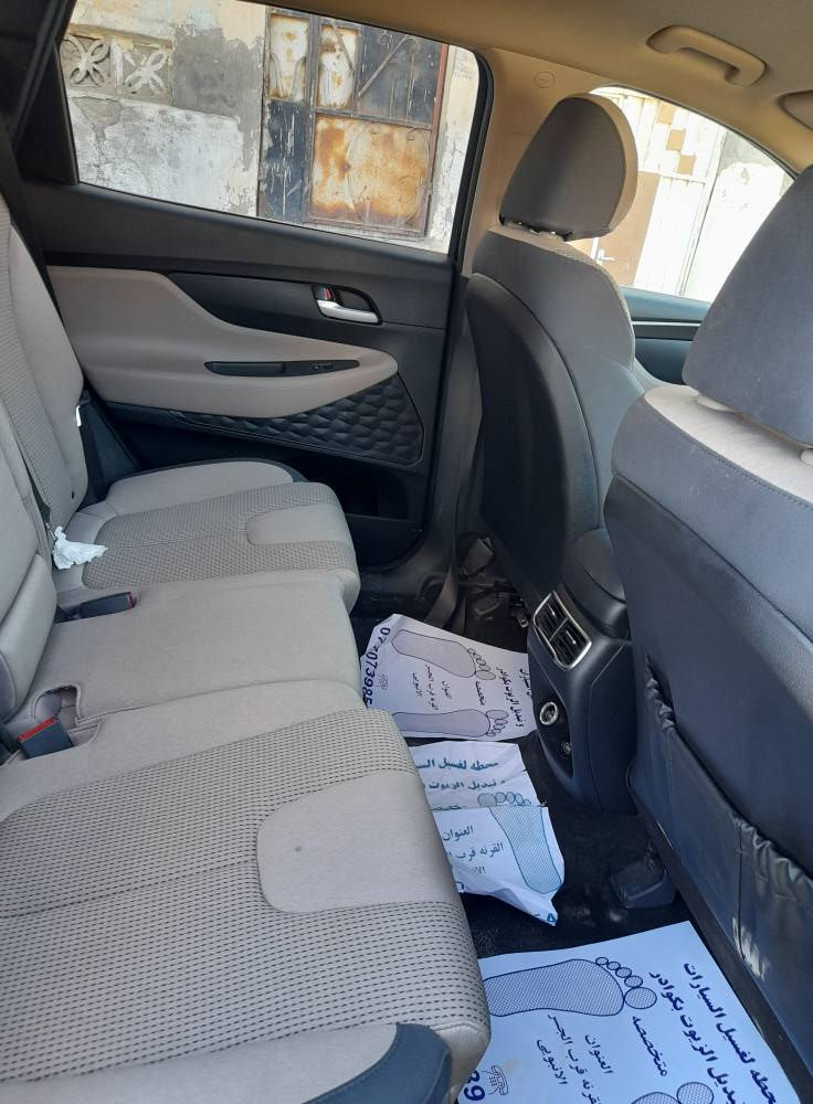 سنتافي حادثها دعاميه وربع أصابع الجاملق الأمامي ومرجعينه والباقي كفاله عدا الجاملغق الامامي المكان البصره حره دخول جديد وارد امريكي السيارة مال جناي ماشيه 28 مايل السعر 215
***********
