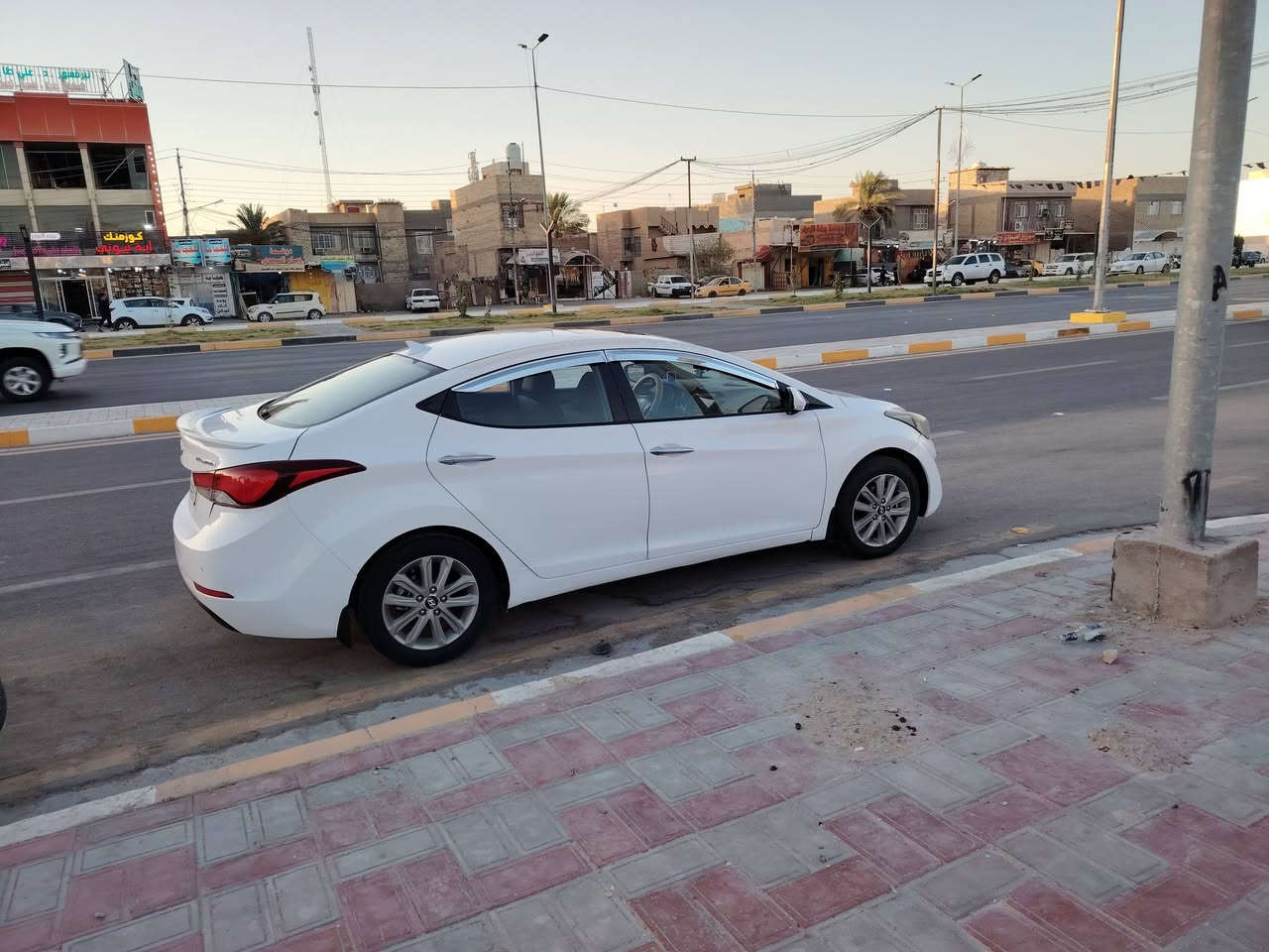 اسلام عليكم  النتره موديل 2014  خليجي فول من عده البصمه بيهه جمالغ امبدل  بدون دواخل  وتبريد خير من الله دواخل هم  والرقم بابل وإنكليزي وبسمي   السعر 125 
مكان كربلاء.
رقم الهاتف.***********
