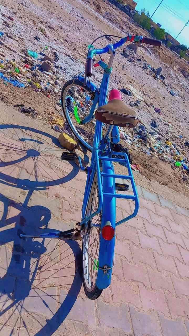 السلام عليكم بايسكل للبيع السعر 75 قضاء ميسان ***********
