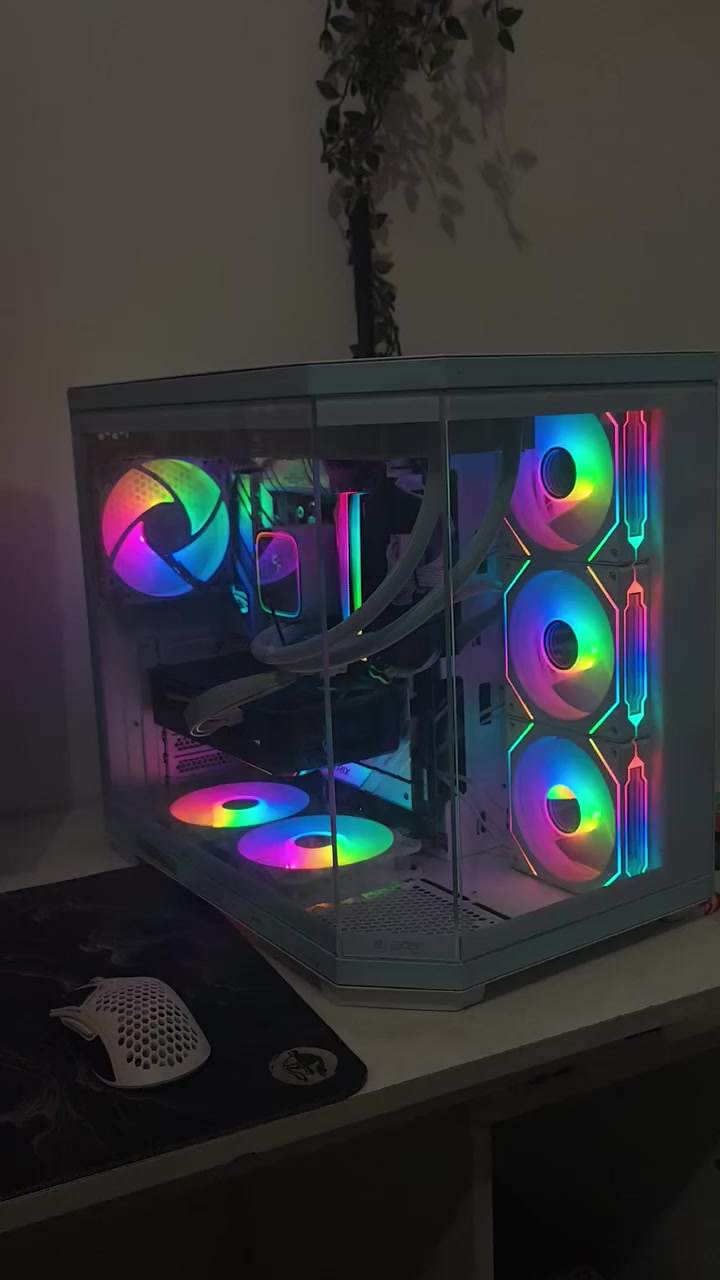 سلام عليكم PCالبيع
موصفات

كيس 1/V950
مبرد مائي2/LS720 SE DIGITAL WH
الوحة ام 3/ROG STRIX B650-A GAMINGWIFI

رمات 4/LOSTARK  Manta 32GB DDR5-6000
كرت شاشه5/DUAL 4060 8GB OC
الهارد الداخلي 6/MP44Q M.2 (1TB)
المعالج 7/رايزن R7  7800x3D
مجهز القدره 8/THERMALRIGHT TR-TG850-W

شاشه /SAMSUNG 32مقوسه

يوبي اس /CHAMP SERIES FSP K1000

موس/ ULTRA-
LIGHTWEIGHT HYPER

كيبورد REDRAGON FIDD RGB
قيم با ما يرضي الله


**إذا كنت صاحب هذا الإعلان وتريد حذفه لأي سبب، رجاءا أرسل رسالة إلى الدعم الفني**