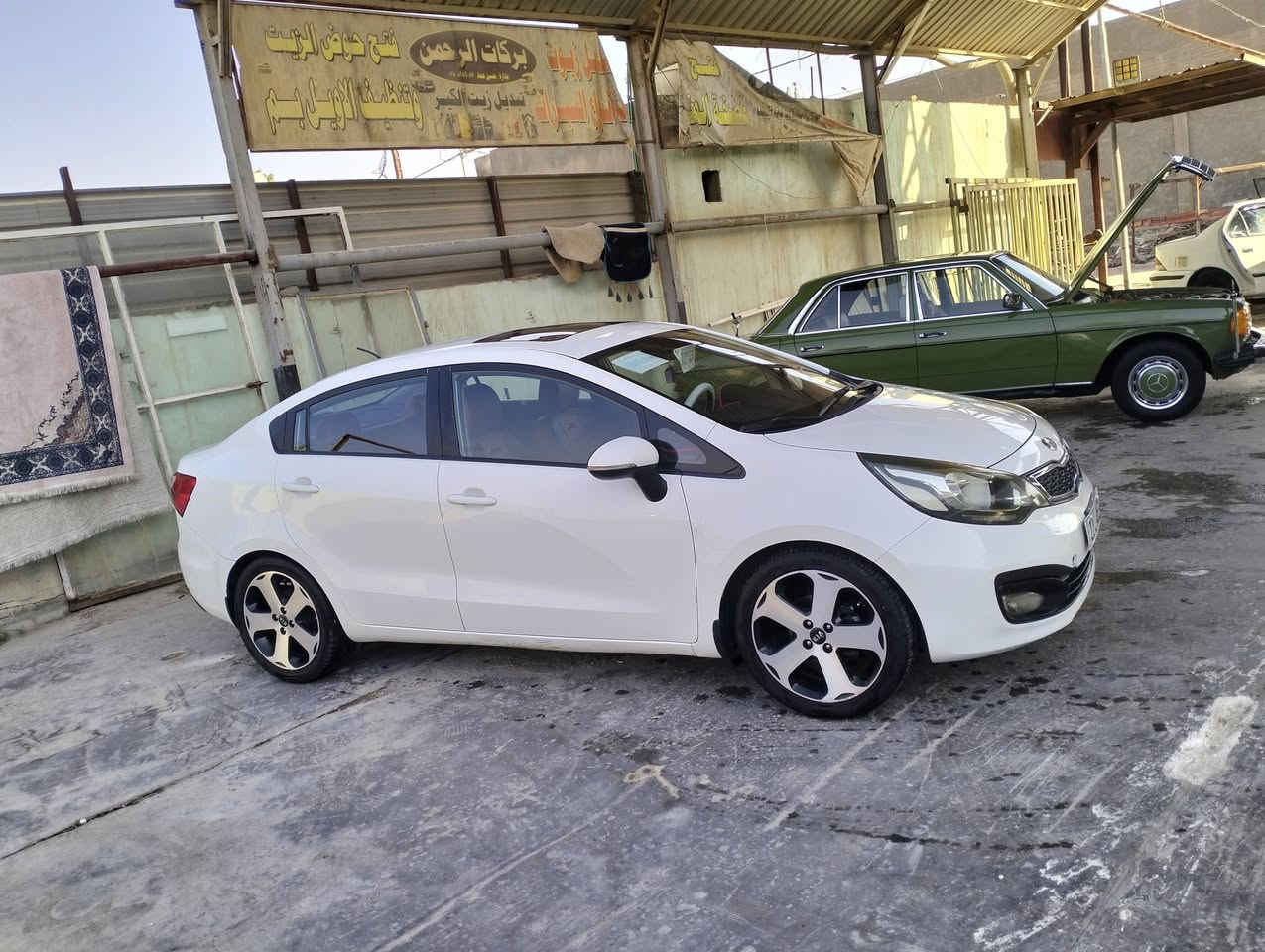 كيا ريو 2014 خليجي فول ١٦٠٠
رقم اربيل سنويه جديده ( حسب الي تريده وكاله او تحويل ) 

قطعة وربع صبغ بدون معجون بدون تعديل السونار موجود 

٩٢ وبيهه مجال . 

***********
