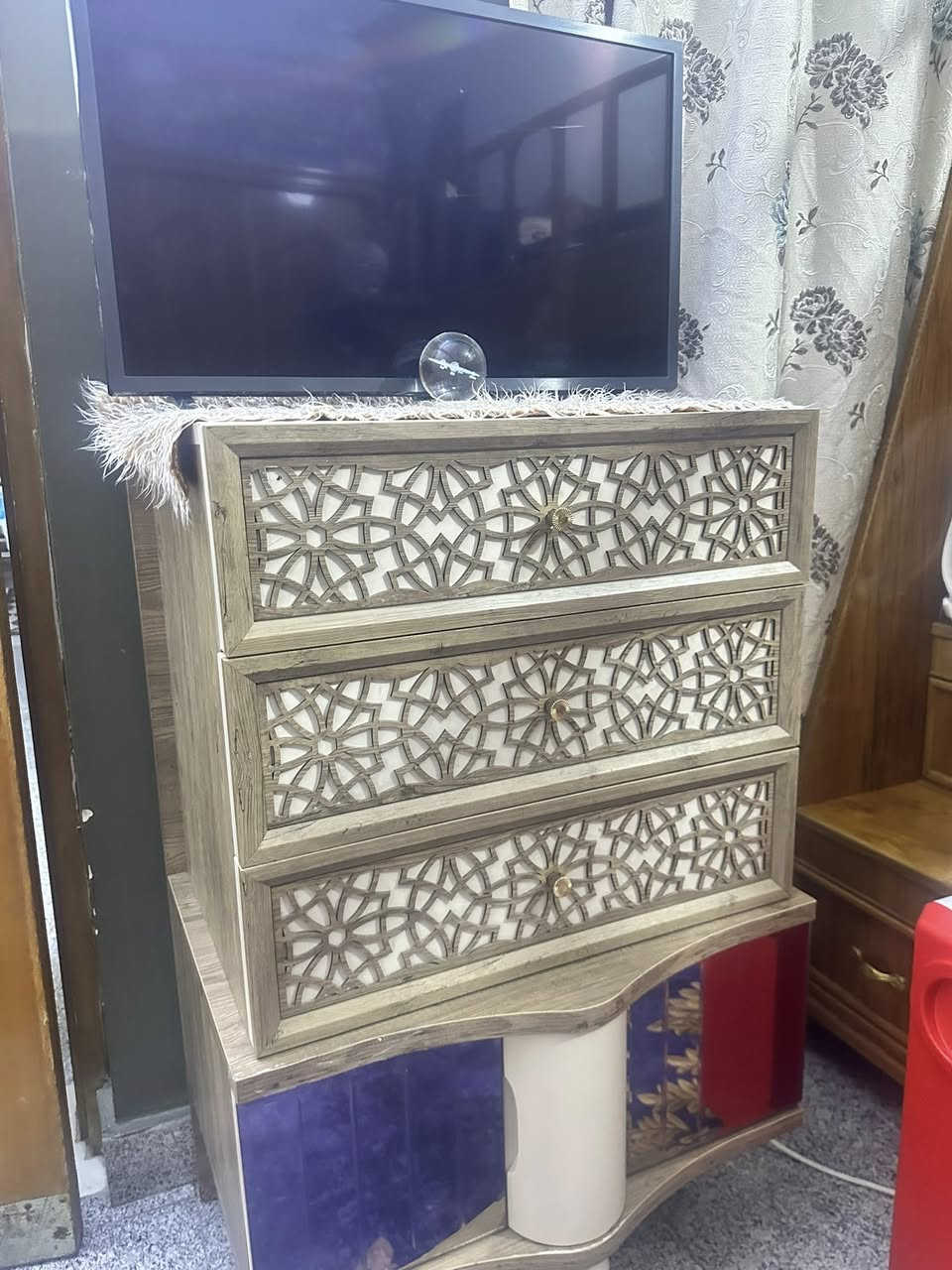 غرفه تركيه ٨ قطع لمعرفه السعر ***********
باب اول
