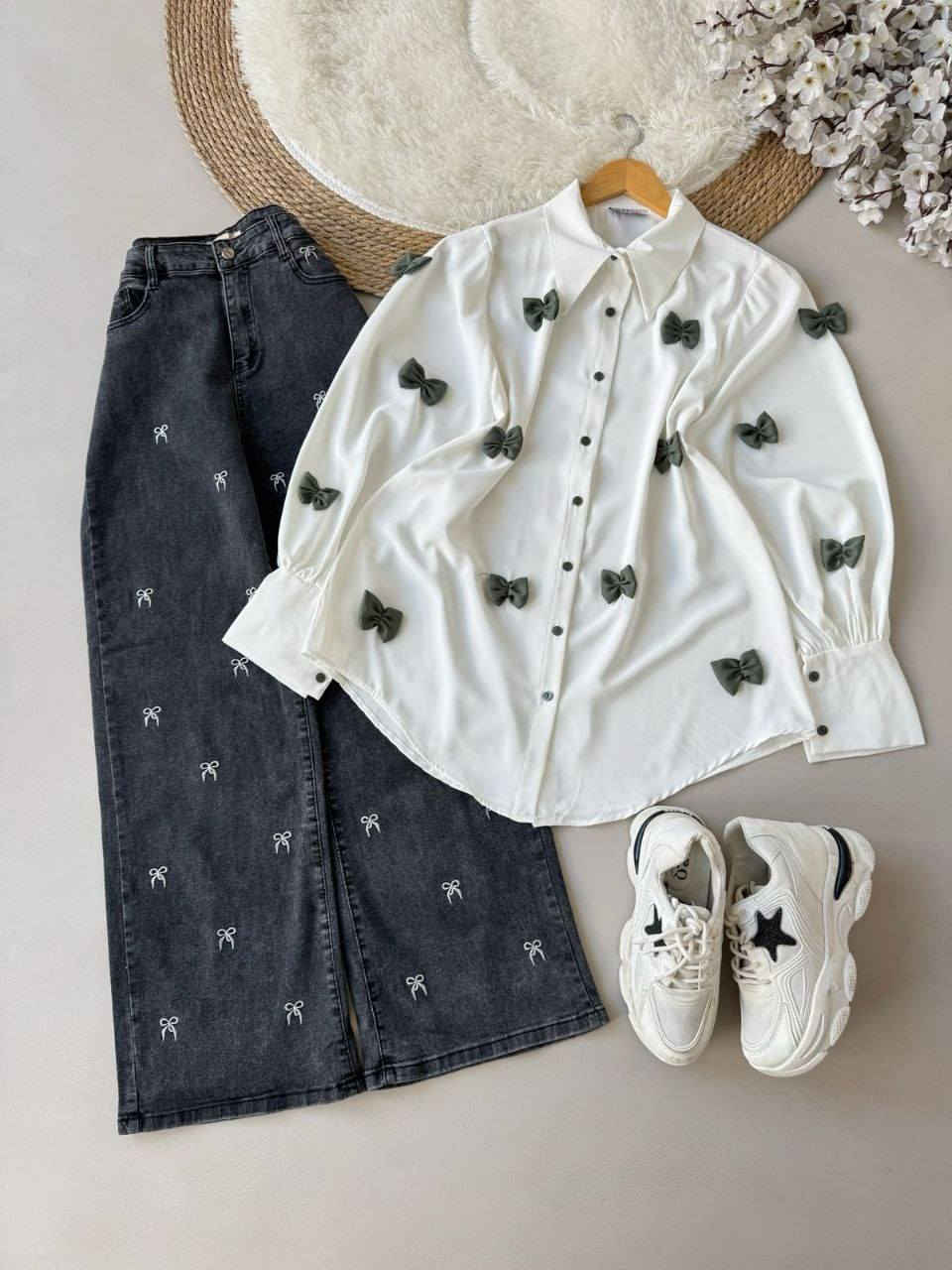 سيت قميص مع بنطلون للعيد😘

الوان كما معروضه😍قياس38الي48 موجود
توصيل لكل العراق 🚕


**إذا كنت صاحب هذا الإعلان وتريد حذفه لأي سبب، رجاءا أرسل رسالة إلى الدعم الفني**