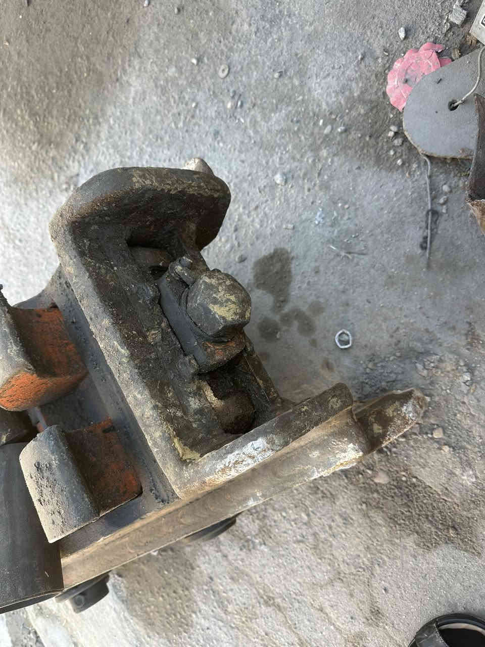 السلام عليكم كيلات عدد2وحده مترو20وثانيه متر+كماشه اصليه مكان بغداد الدوره تصال***********
