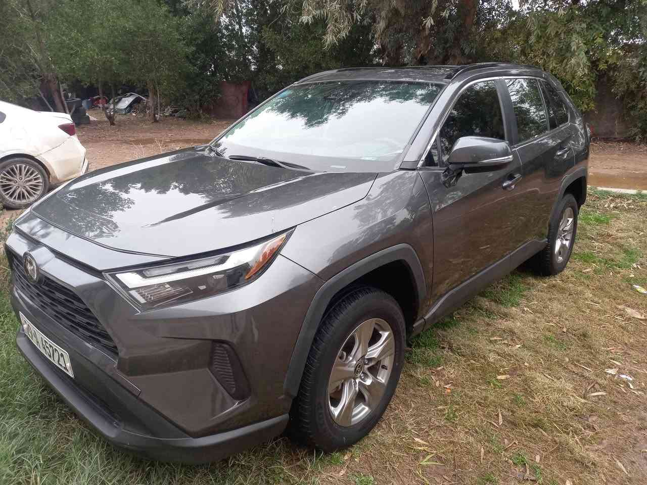 راف فور ٢٣ فول  معوقين واسط  محرك
٢٥٠٠ حادثهه جاملغ وباب سايق وبيهه بمريكه جاملغ يمنه
وبنيد يعني ٤ قطع صبغ بيهه ماشيه ٣٧ كيلو متر  مو ميل
مكاني كوت  السعر ١٧٥ 
***********
