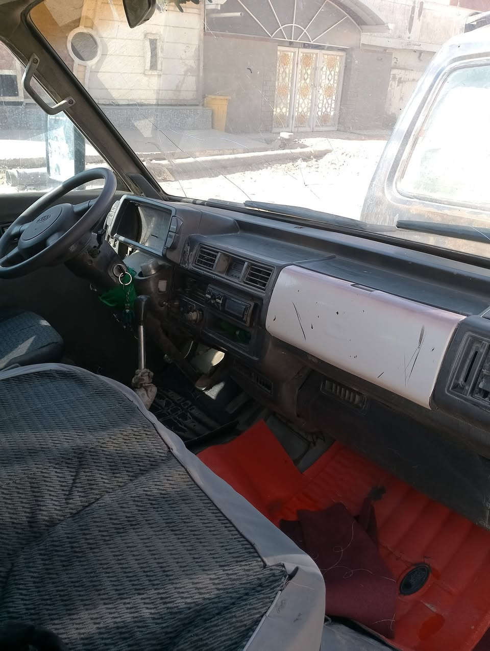 كيه بسته للبيع موديل 93 مكينه خيط بخار حداديه جديده تخم تاير مكاني بابل مهندسين اريد وكتله أو امداور سنويه 27 اي استفسار اتصل ***********
