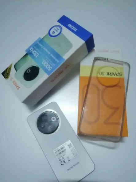 تكنو 30 

نظافه فول 

اي عطل ما بي 

السعر 140 وبي مجال

***********
