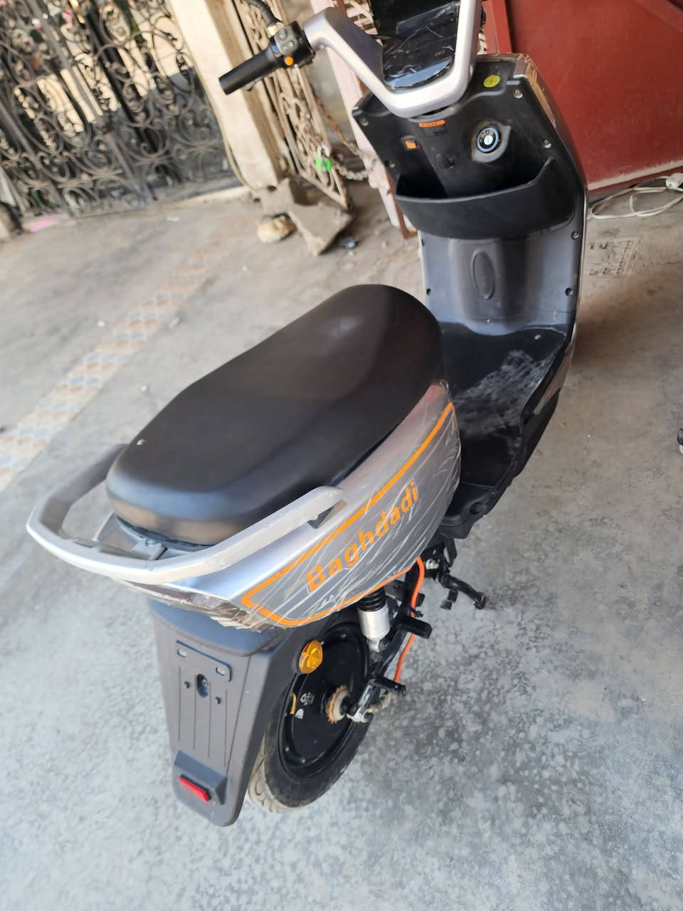 السلام عليكم دراجه شحن للبيع قيم واخذ ٦ بطارية بصمه مفتاح


**إذا كنت صاحب هذا الإعلان وتريد حذفه لأي سبب، رجاءا أرسل رسالة إلى الدعم الفني**