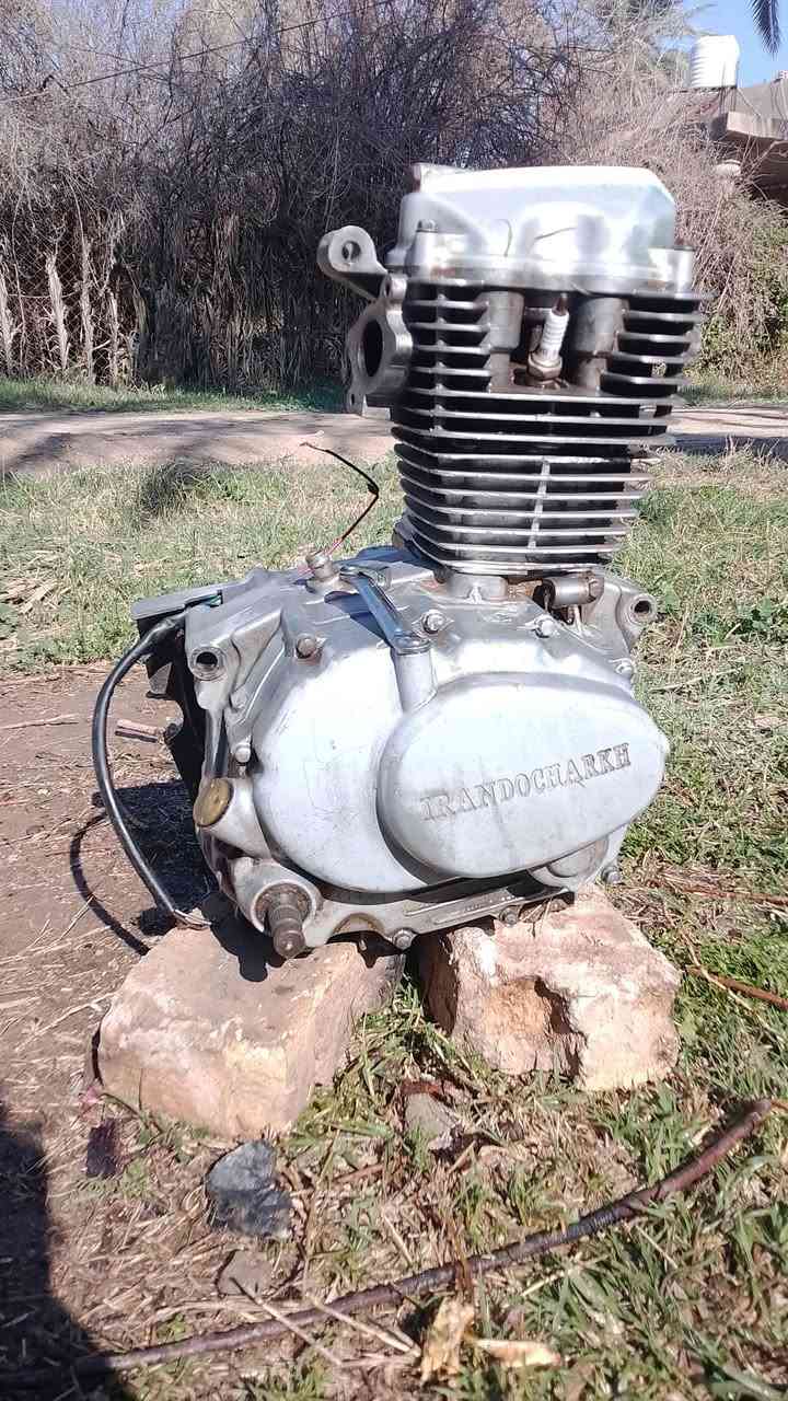 سلام عليكم اخوتي مكينه ارشه للبيع مكينه كامله مثل ما موضح بل صوره ولفات صفر واحد مكينه بيها صوت دشلي خفيف بل سلولي ما يبين بس من تكبسلها وعوزها ملف بس. سعر 60 وبيها مجال حك الجيه. مكاني بابل محاويل


**إذا كنت صاحب هذا الإعلان وتريد حذفه لأي سبب، رجاءا أرسل رسالة إلى الدعم الفني**