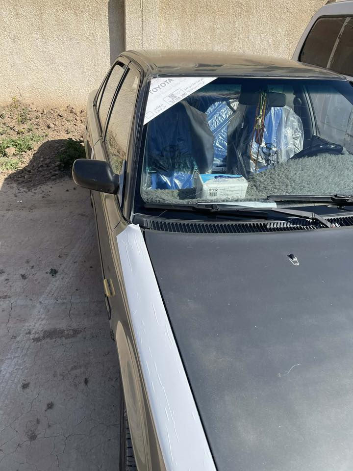 السلام عليكم سيارة كورلا للبيع موديل ٩٠ رقم بغداد سنويه لل27 بلادي يسرى بلادي أوتوماتيك بسمي تدفئة وتبريد كهربائيات كلها شغاله محرك كير عل فحص العنوان قضاء بلد   للاتصال عل الرقم 
***********
