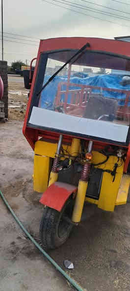 السلام عليكم ستوته تحوير مقفوله كفاله عامه جير ومكينه مكينه الفينيه المكان بصره قضاءه. *********** السعر4500
