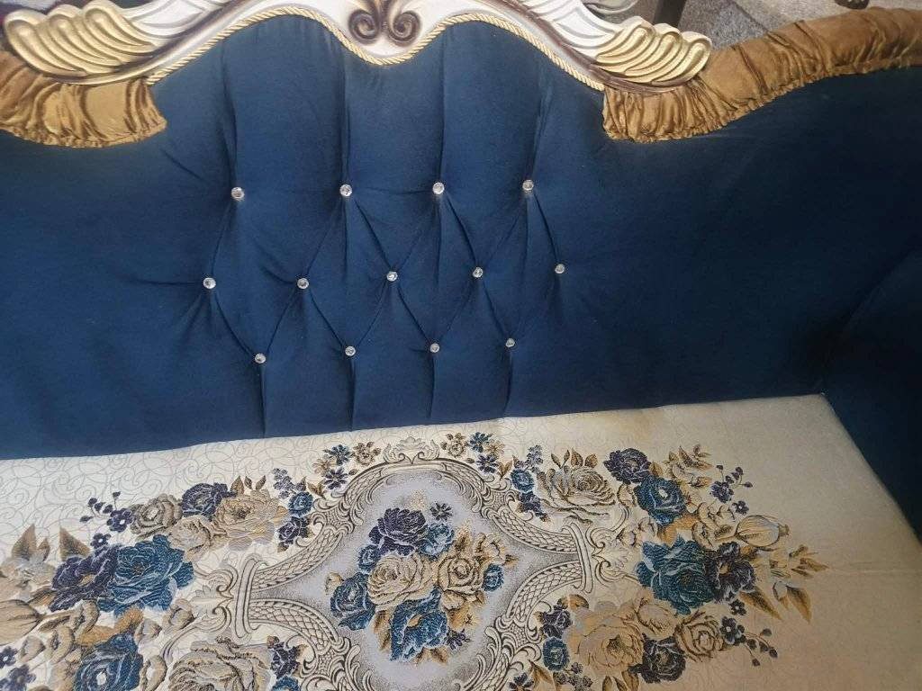 للبيع تخم 8 نفرات ملكي جديد استعمال قليل السعر 350 وبي مجال مكانه نجف مجمع الاميرات


**إذا كنت صاحب هذا الإعلان وتريد حذفه لأي سبب، رجاءا أرسل رسالة إلى الدعم الفني**