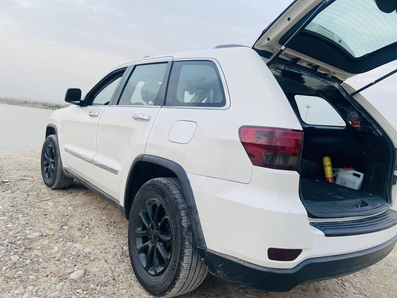 السَلٱمٌ عـَلـْيگمّ-ۈرحـْمّـٌة ٱللـّہ ﯙبُرگـّاتہ

جيب لاريدو 2011 

امريكي كلين مكفولة خدوش بسيطه 

رقم بغداد بأسمي سنوية ل30 

سياره جاهز م̷ـــِْن كلشي

شاشه تحكم ابواب

 كير مكينه 

تخم تاير

حدادية

سعر 175 وبيها مجال بيع او مراوس حسب القناعه 

ديالى _جلولاء ***********
