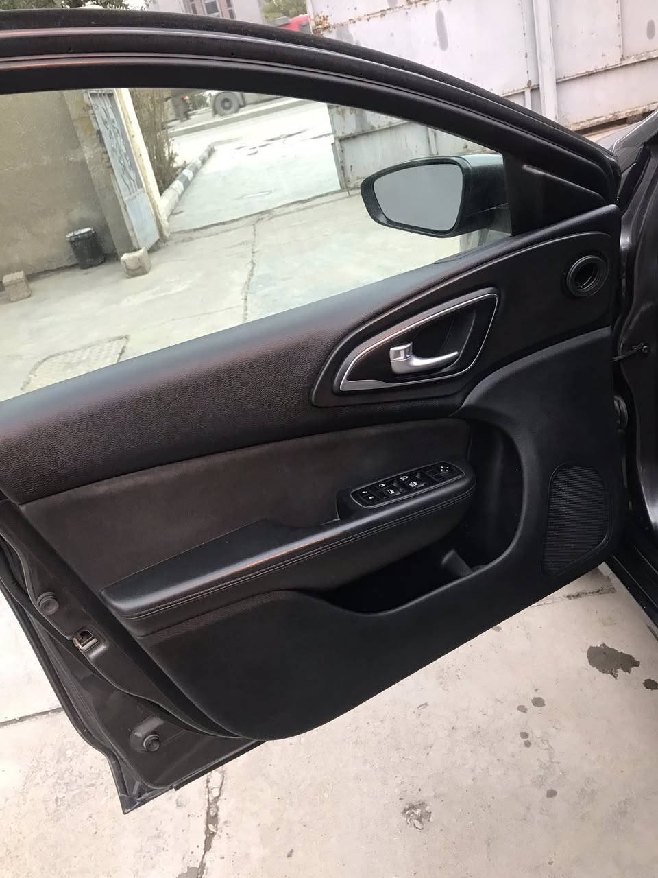 السلام عليكم
للبيع او مراوس 
C200 2016
مكينه2400
حادثها دعاميه وخشم البنيد موجوده بلصور 
بلعراق جامله امامي وباب الصدر وبقن على وضعهن
رقم شمالي باسمي تريد تحويل او وكاله
كلشي بلصور مبين 
كير مكينه خير من الله
السياره كامله ما عوزه برغي 
مكاني بغداد 
105 بيها مجال قليل 
***********
***********
