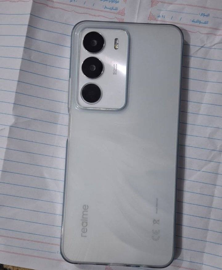 مبايل ريلمي للبيع مستخدم 3ايام جديد  0784 932 3894
