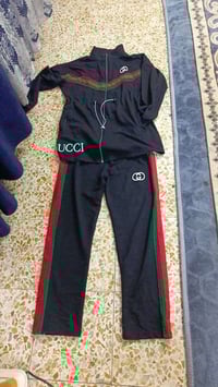 ملابس مستعملة • للبيع • محادثة خاصة