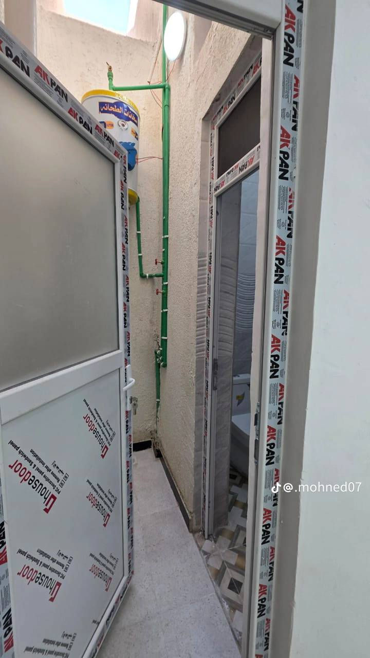 يتوفر لدينا بيت للبيع في أبي الخصيب حمدان طابو زراعي عراقي راعي الأرض عراقي موجود سند25 وكاله ونسخه من طابو مساحه البيت 100م مربع يحتوي على 2غرف منام اوصاله اوديوان ومطبخ وكراج وحديقه بيت بناء جديد شغل درجه اولى جاهز السكن تسليم مفتاح السعر 60, وقابل للتفاوض مكان كلاش حلووو جميع الخدمات منطقه ممتكامله إلا ستفسار رقم الهاتف فقط ***********
