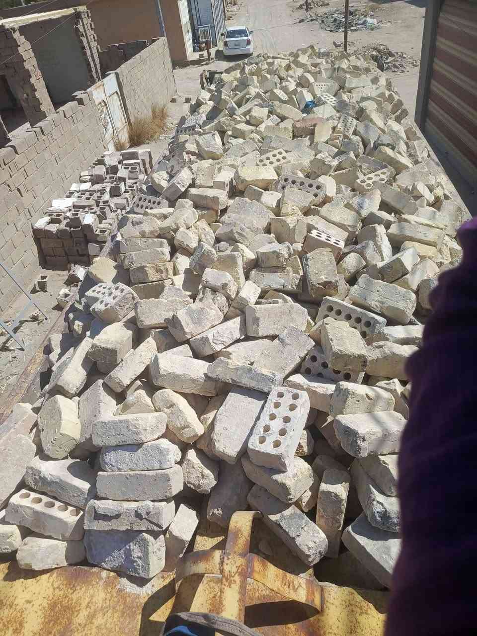 سلام عليكم طابوك مستعمل نظيف للبيع 
سعر 600 الف واصل ***********
