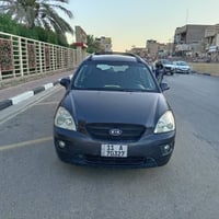 كيا كارنز • ٧ راكب • ٢٠٠٠ سي سي