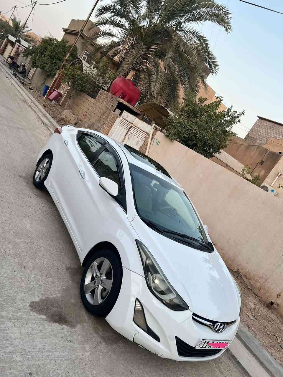 السلام عليكم للبيع

هيونداي النترا موديل 2014 وكالة خليجي
محرك 2000  دوش
فول مواصفات عده البصمه
رقم بغداد الدولي الجديد بسمي
كير محرك صدر مكفول
بيهه صفحه السايق مصبوغه كلير 
اثر شخوط بدون دواخل  

السعر 102$ وبيهه مجال للاتصال ***********
