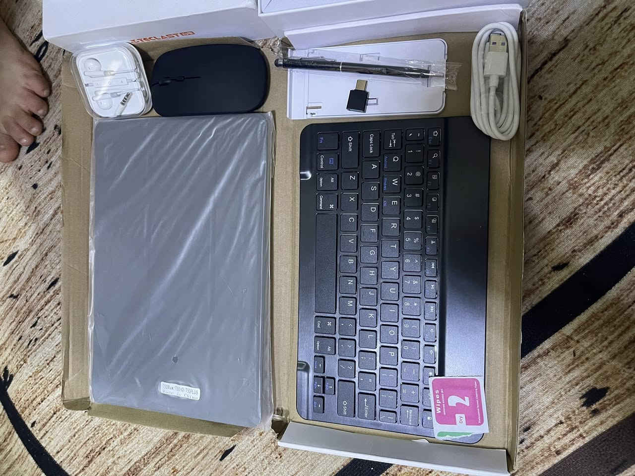 ايباد لبيع مع غراضه كامله مال امزون للاستفسار
***********السعر200المكان بغداد الزعفرانيه
